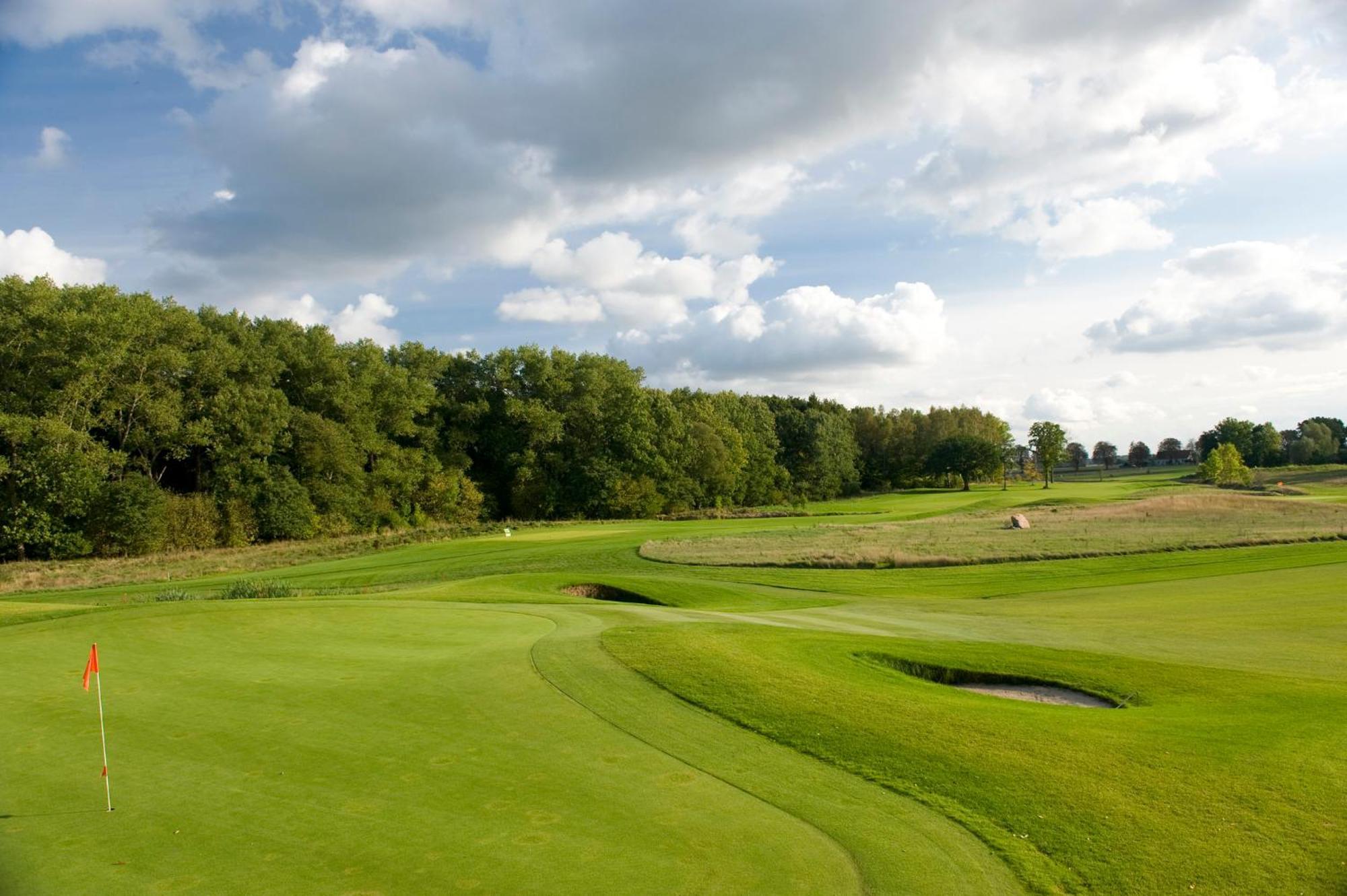 Golfpark Strelasund 호텔 Süderholz 외부 사진