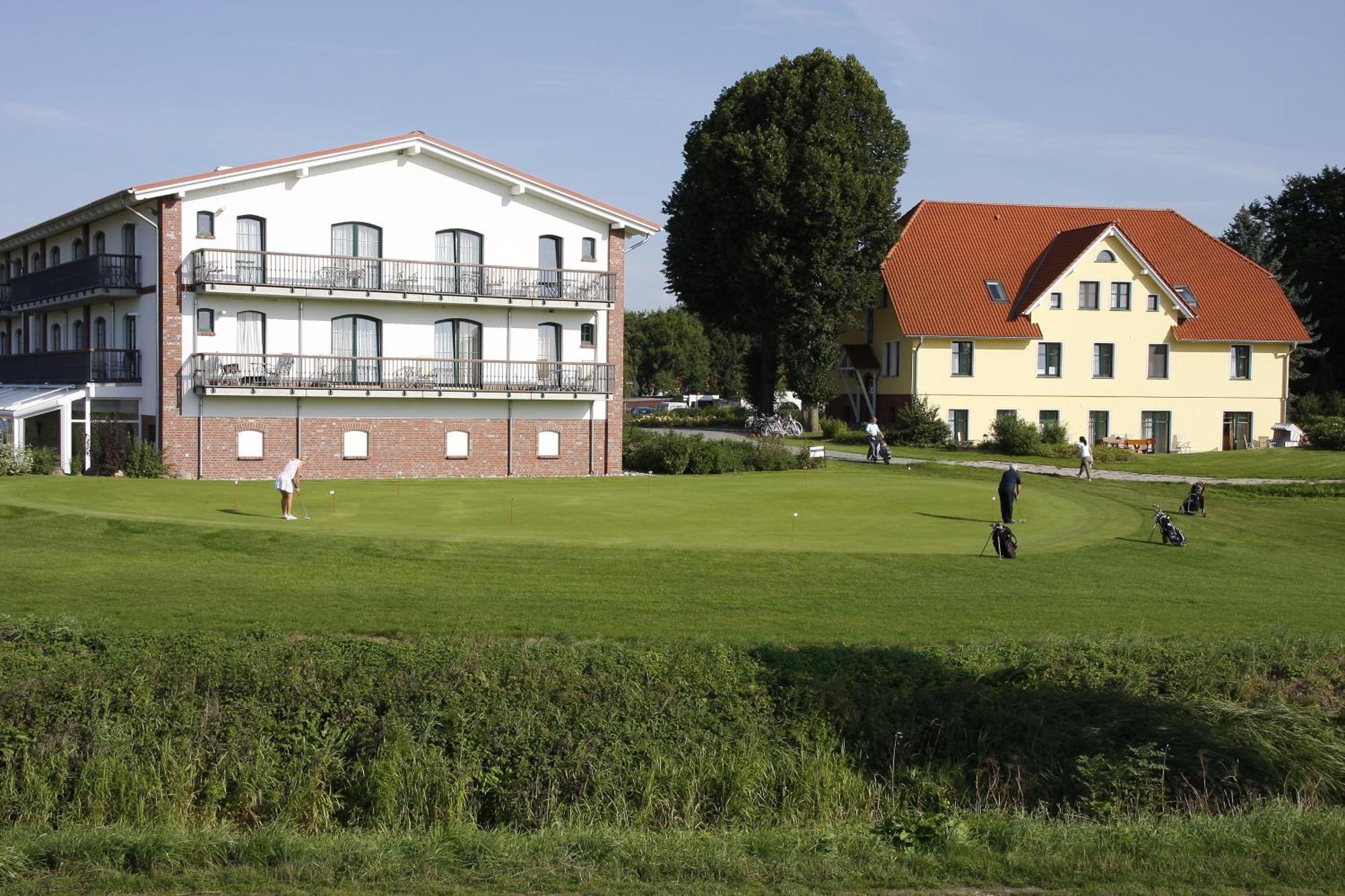 Golfpark Strelasund Süderholz 외부 사진